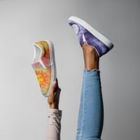 Women’s slip-on Sun and Moon canvas shoes 