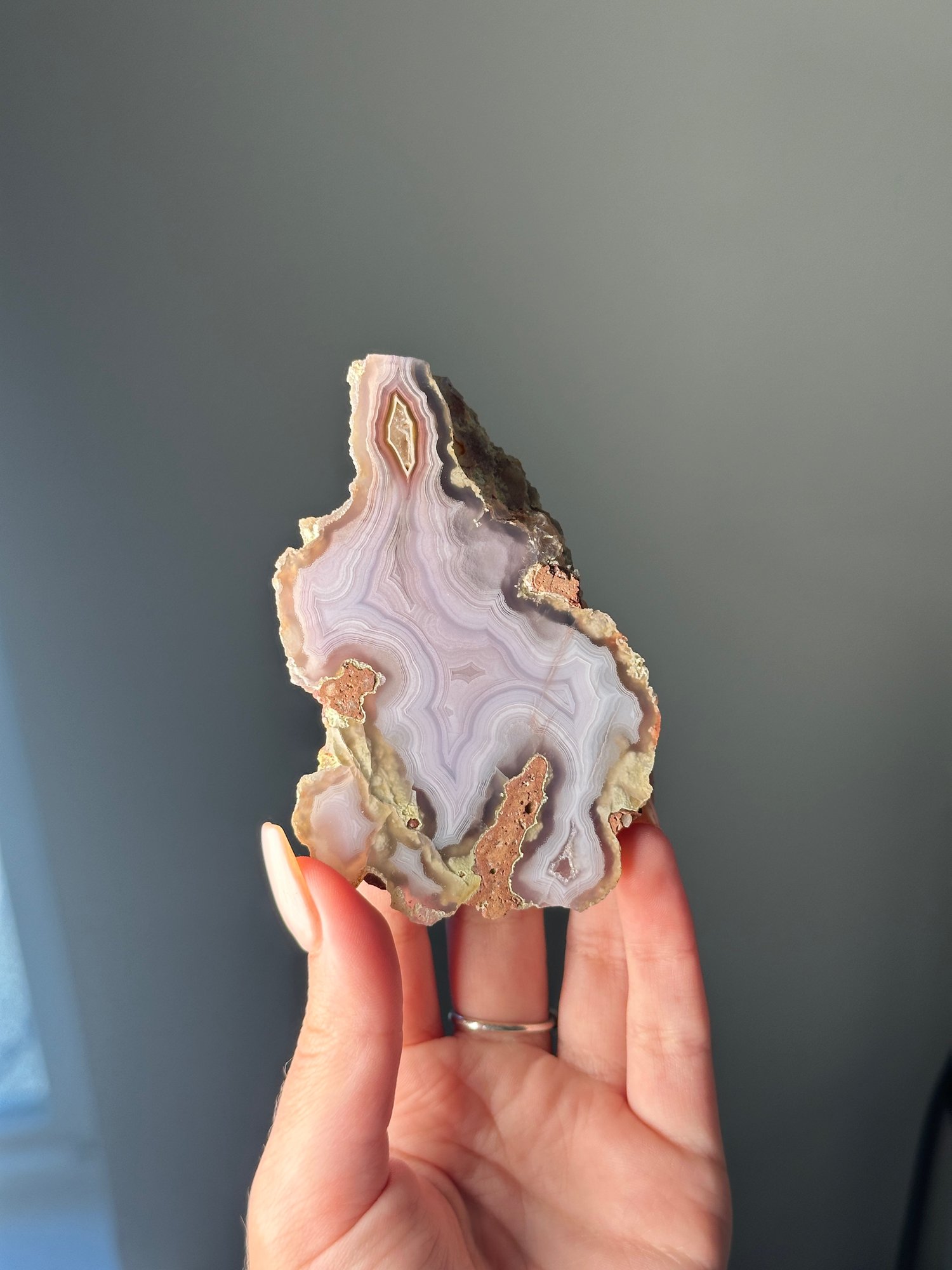 LAVENDER LAGUNA AGATE WITH PARALAX FROM MEXICO PART B