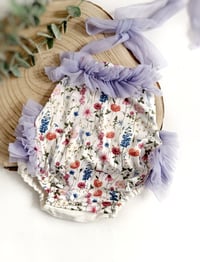 Image 2 of Photoshoot body | Marella romper | age 9-12 months | lila flowers