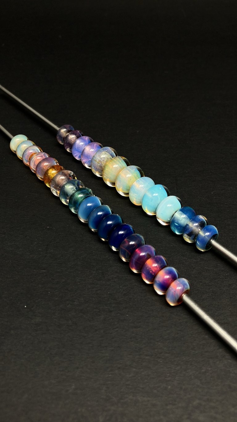 Set of 30 Boro Beads Image 4
