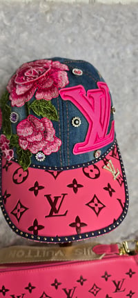 Image 2 of Pink cuzzins crossbody w/ denim hat