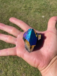Image 17 of Aura Quartz Points Cluster #1977
