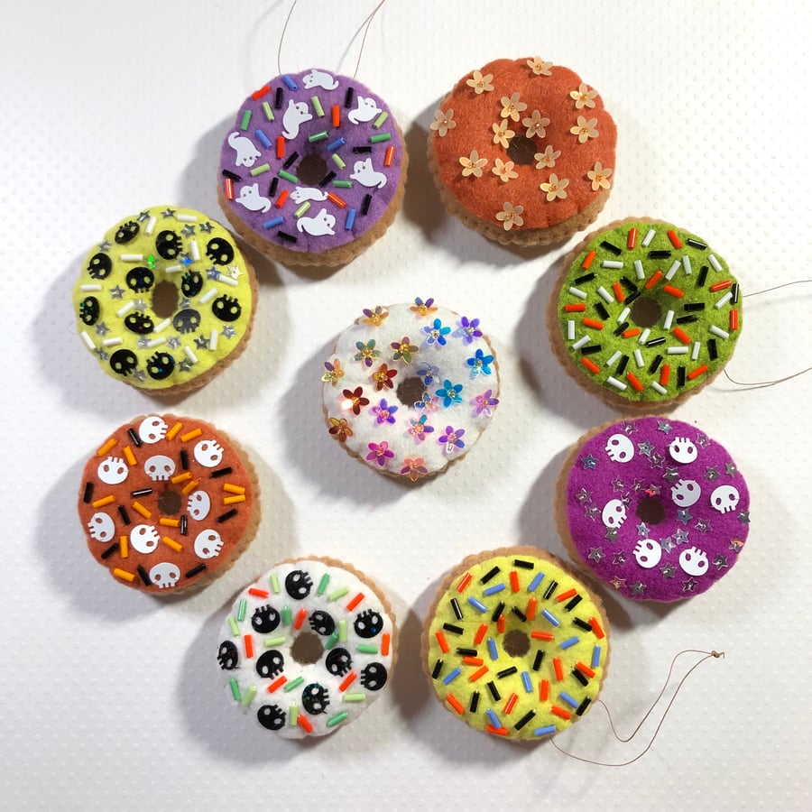 Image of halloween plus donut ornaments (small)