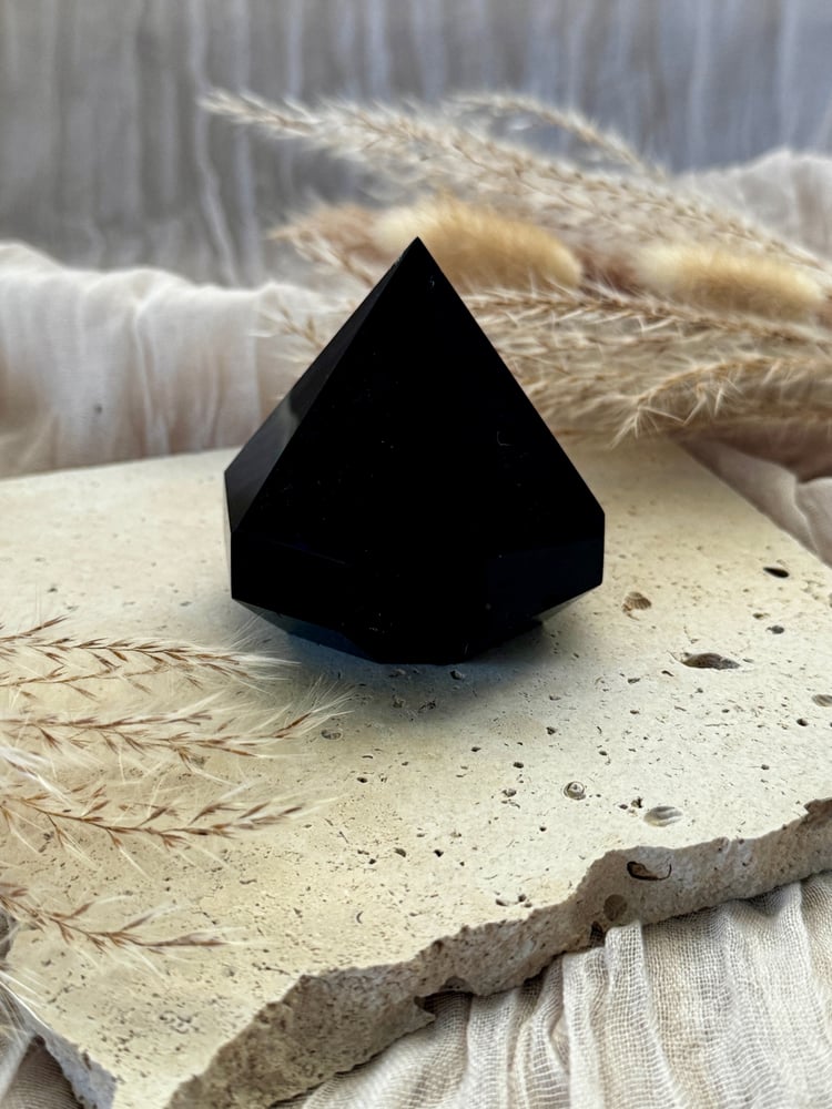 Image of Obsidian Diamond 