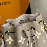 Image 6 of Lou Nano Bag