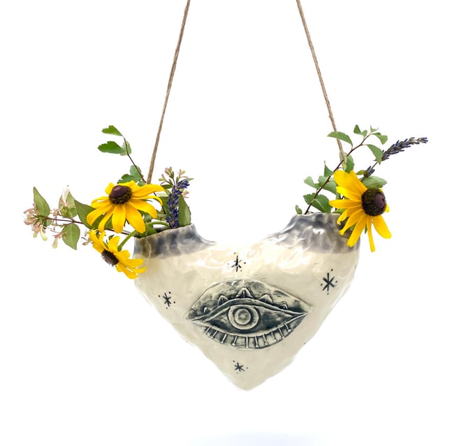 Hanging 👁️ Budvase 
