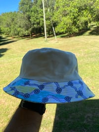 Image 2 of Nugurambang reversible bucket hats