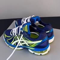 Image 2 of 2 sizes: us9.5/eu43.5, us11/eu45