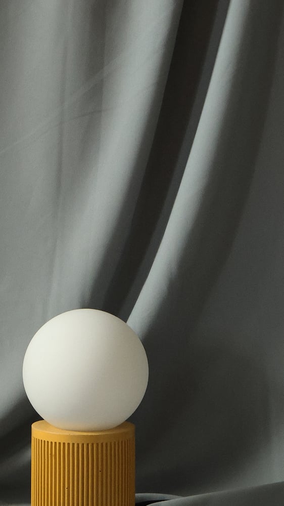 Image of Corinthian lamp