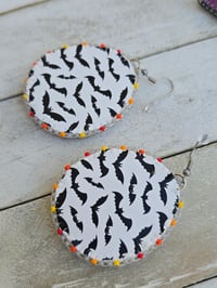 Image 3 of Gray Fire Color earrings 