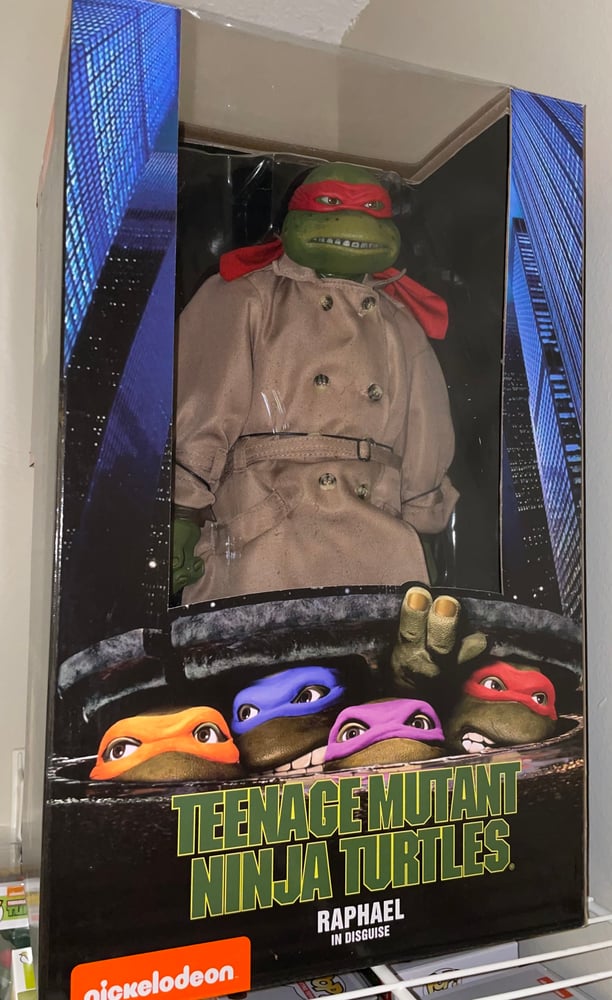 Image of NECA 1/4 Raph In Disguise 