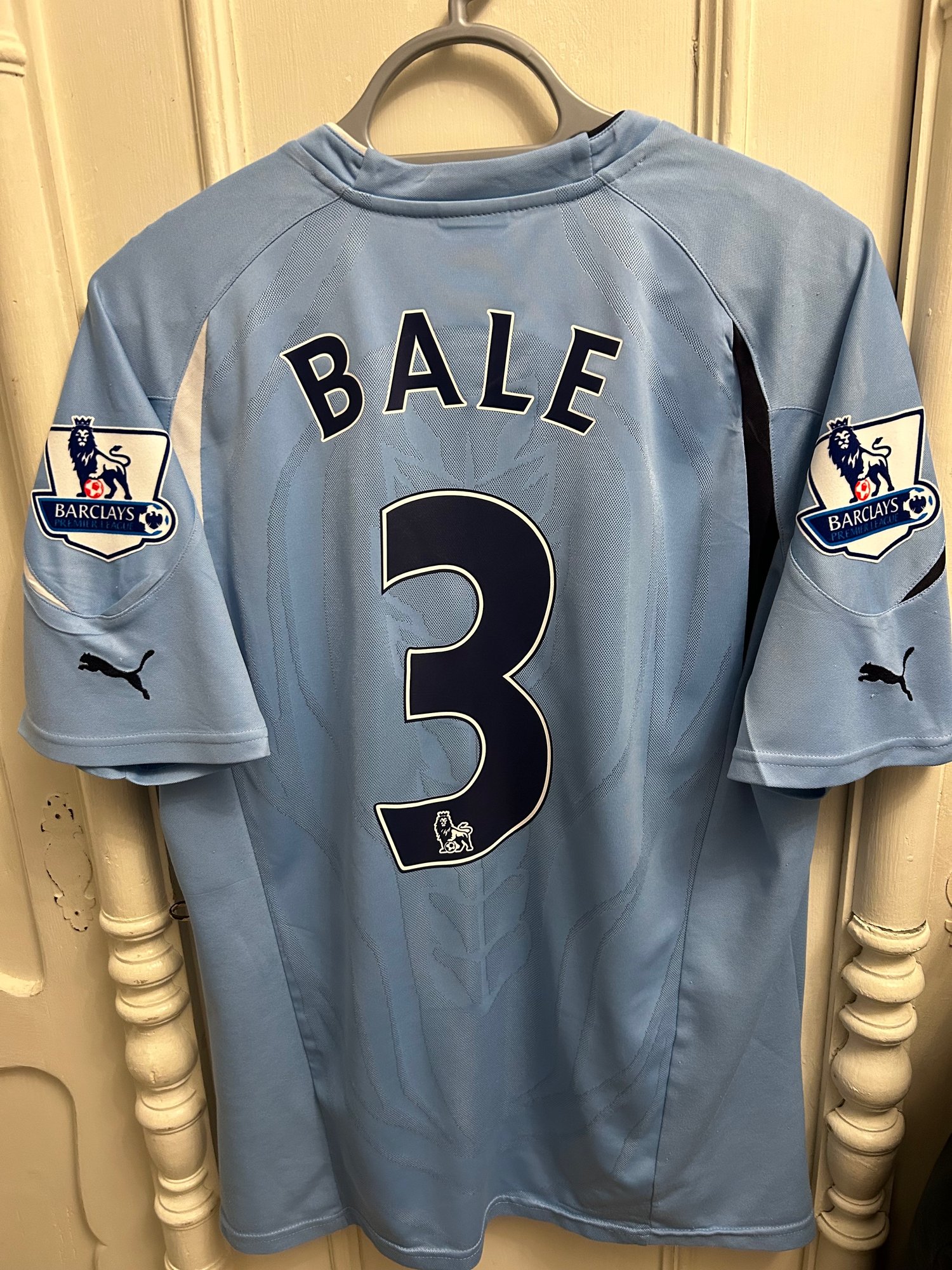 Image of Tottenham Hotspur “BALE 3” 2010/11 Away Shirt + PL patches (L)