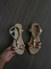 nude sandals (sz 8)