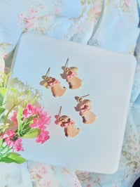 Image 1 of Easter Bunnies 