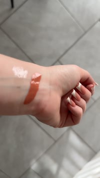 Image 2 of Pumpkin latte - lip gloss 