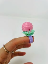 Image 2 of Polly Pocket bague fleur Complète