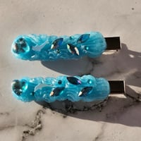 Image 9 of Cake Clips