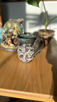 Image 6 of Skull mug 09