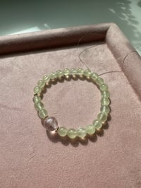 Image 3 of Prehnite 葡萄石粉阿赛手链
