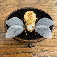 Image 3 of Jewellery bee  (e, 2x2.5 inches) 