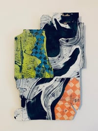 Image 1 of Green Crackers