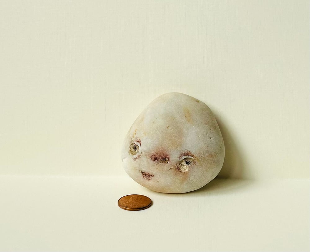 Image of dot.