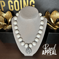 Image 2 of Shell Chips Pendant Pearl Necklace