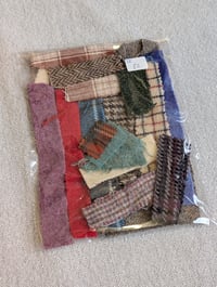 Image 2 of Mixed wool fabric scrap packs