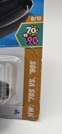 Image 2 of Hotwheels '70s VS. '90s HKS Power's Nissan Skyline GT-R (BCNR33)