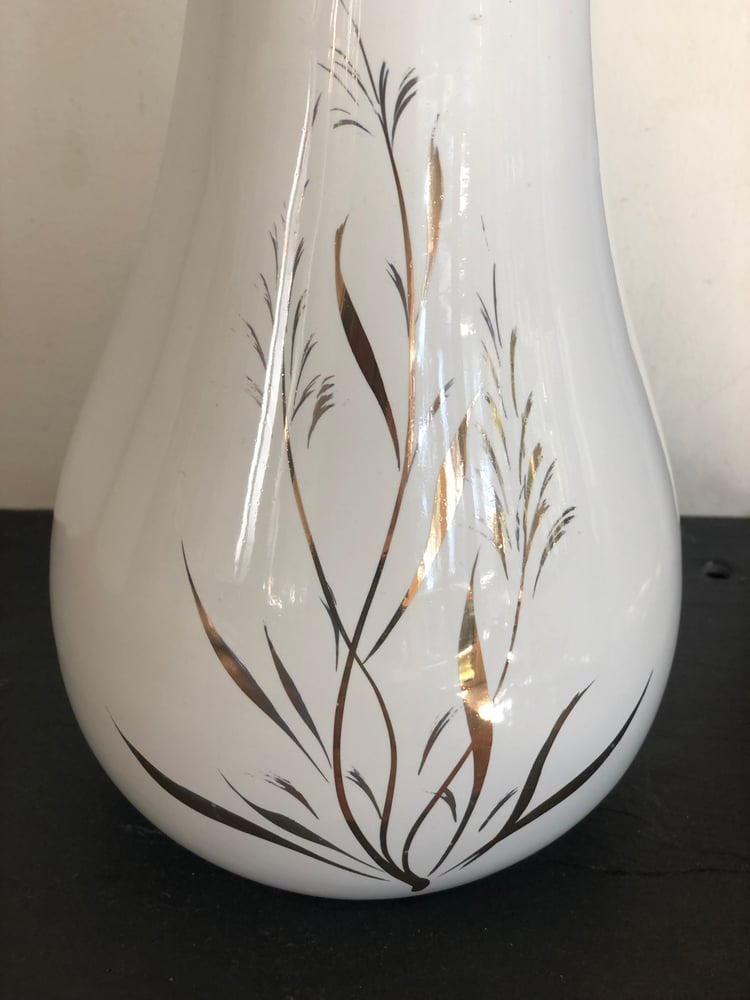 Image of Vase blanc décor or