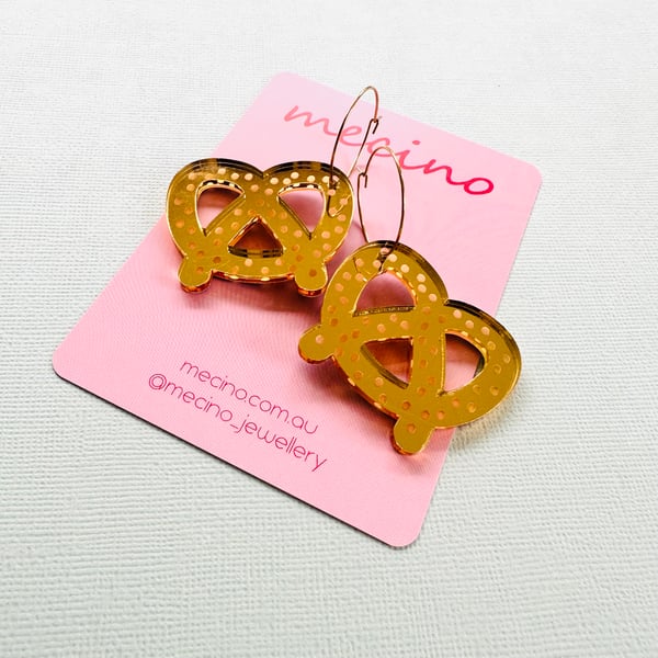 Image of Gold pretzel hoops