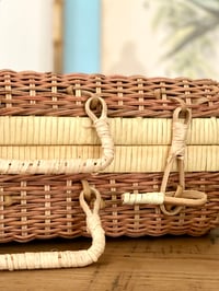 Image 6 of La valise en rotin