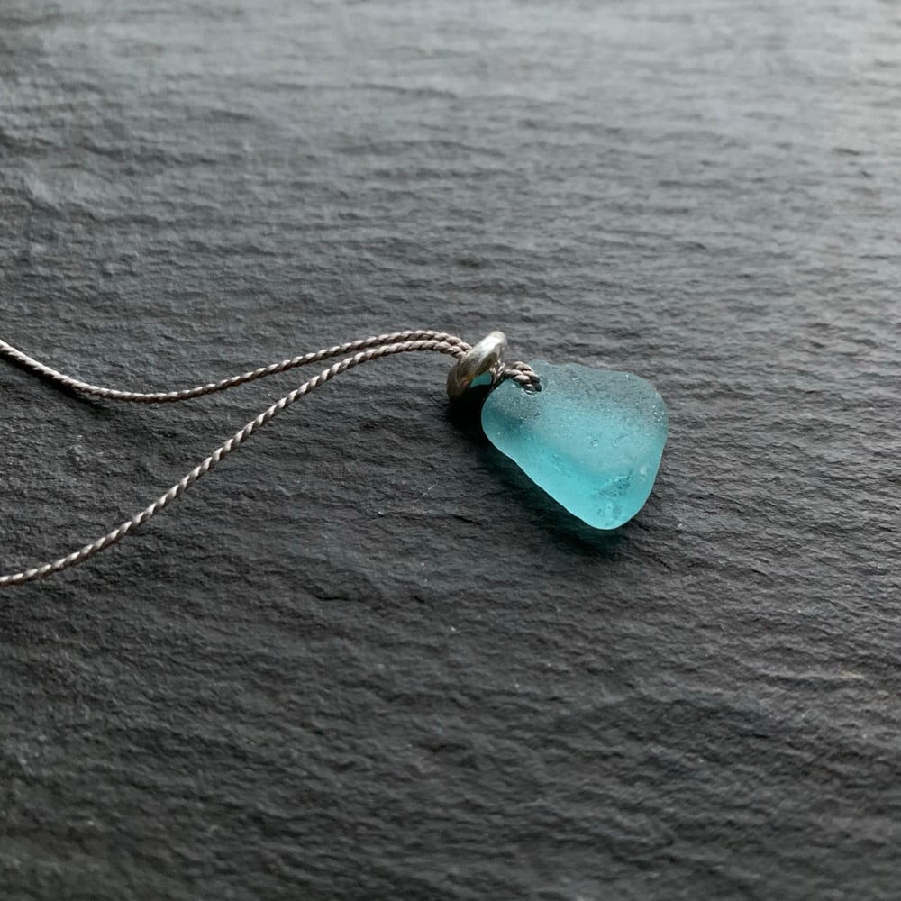 Image of Turquoise sea glass necklace - Covehithe