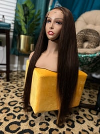 Image 3 of Aaliyah - 5x5 Closure Wig (Straight)