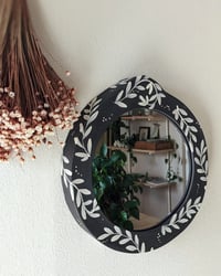 Image 4 of Specchio "Màvros Parnassus"