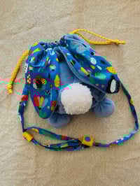 Image 1 of POCHON LAPIN BLEU