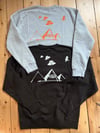 É Soul Cultura Flying Saucer and Bird Sweatshirt