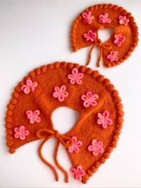 Image 2 of Orange Flower Bubble Collar Matching Set