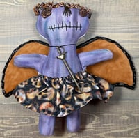 Image 4 of Oplilliea