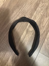 Black headband 
