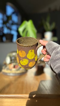 Image 5 of Pumpkin mug 05