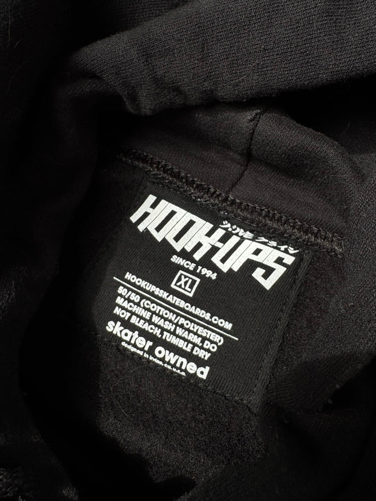 HOOK-UPS HOODIE Image 2