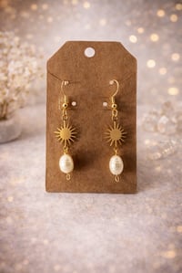 Image 1 of Freshwater pearl stars 