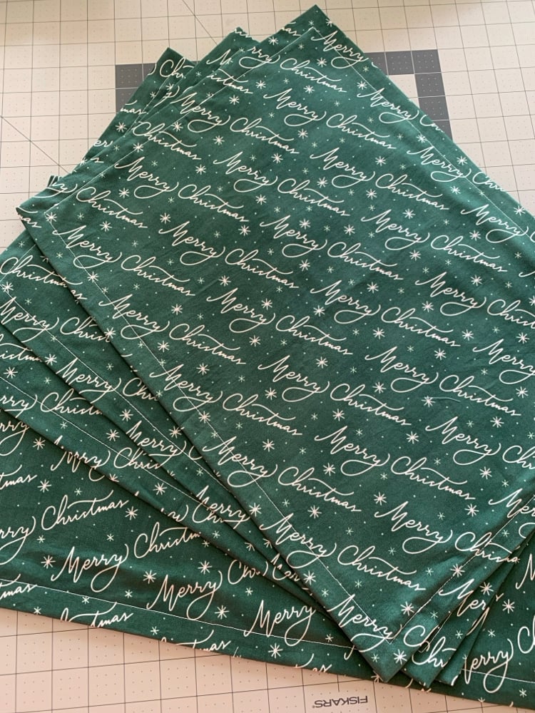 Image of 🎄 Set of 4 “Evergreen Magic” Placemats