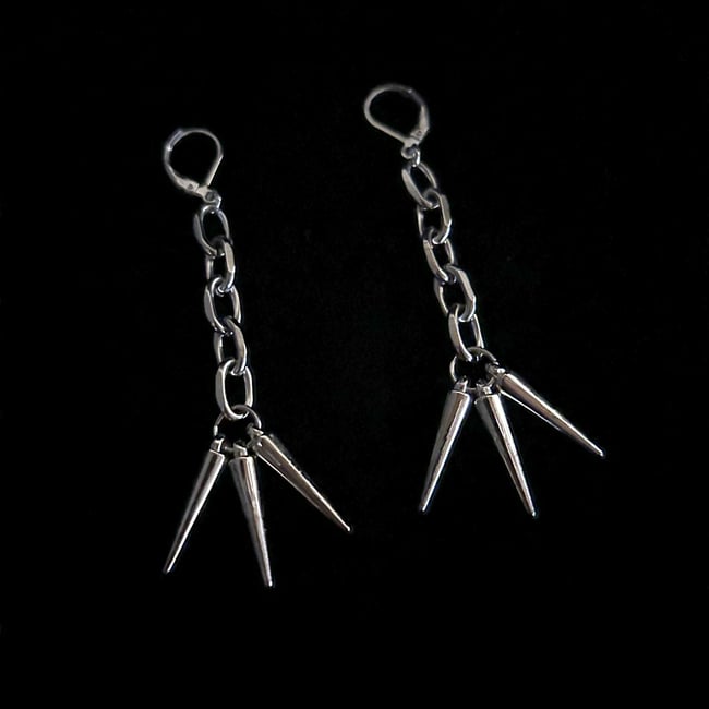 3 spike dangle earrings