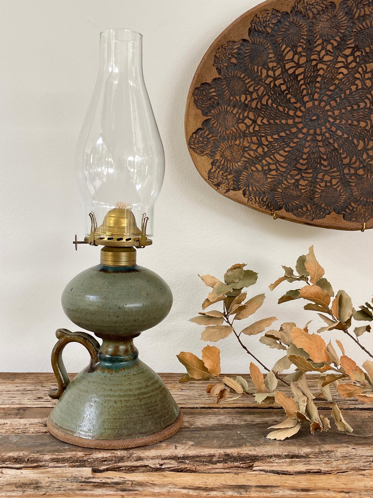 Vintage outlet oil lamp