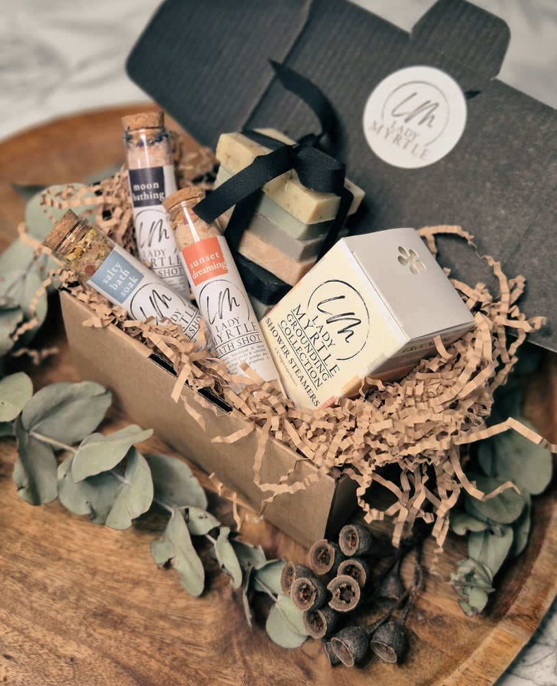Image of Native Spa Gift Box Hamper