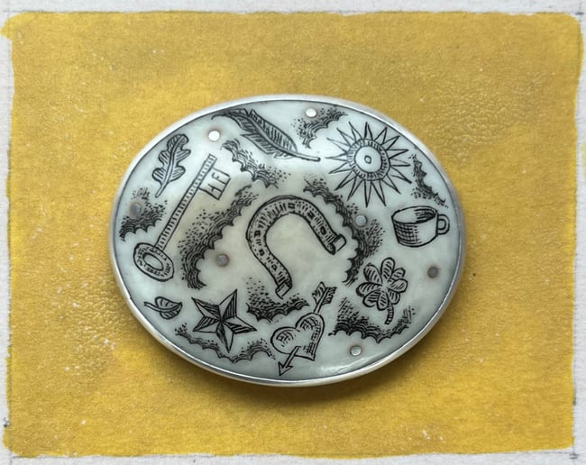 BUONA FORTUNA BROOCH