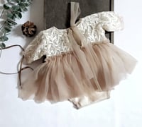 Image 3 of Sitter body-dress for photo shoots | Stella | beige | age 9-12 months