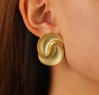 Image 8 of LARGE SPIRAL STUD EARRINGS 